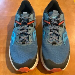 Saucony Ride 15 Women’s running shoe Size 9 Never Worn!